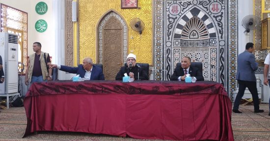 وزير الأوقاف يكرم الفائزين فى مسابقة الأسر القرآنية بالوادى الجديد