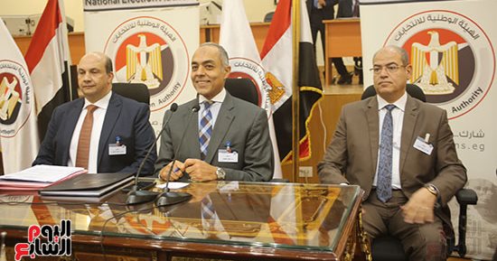 السباق الرئاسى يغلق على 4 مرشحين فقط.. الهيئة الوطنية تعلن انتهاء فترة الترشح للانتخابات الرئاسية 2024.. ونشر قائمة مبدئية للمرشحين بعد غد الإثنين.. 22 أكتوبر إخطار المرشحين المستبعدين بقرار الاستبعاد وأسبابه