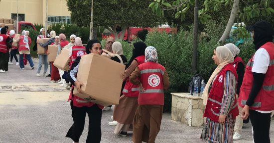 12 طن مستلزمات طبية وصحية.. مطار العريش يستقبل أول شحنة مساعدات تونسية لغزة