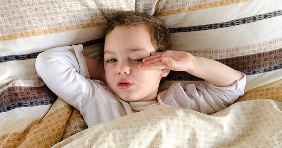 عشان يصحى مركز وفايق.. خطوات بسيطة تعود طفلك على الاستيقاظ مبكرًا