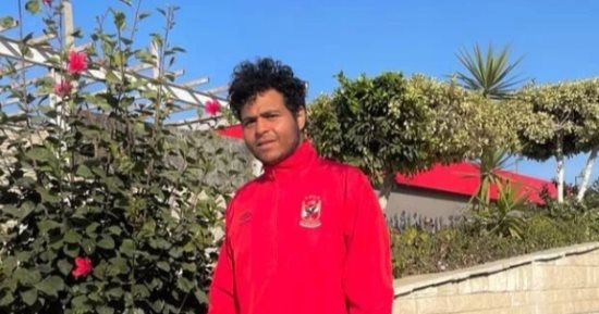 لاعب الأهلى السابق ينضم لنادى دايموند