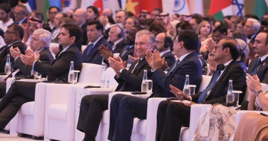 "السياحة ركيزة تدعم الاقتصاد أمام التحديات "..رئيس أوزبكستان فى قمة السياحة الأممية بـ"سمرقند": أسرع القطاعات نموا ومليار سائح عالميا فى 2022..مجلس للمدن التاريخية وقمة للشباب و"السياحة الخضراء" أبرز المقترحات 