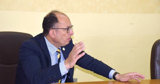 رئيس جامعة حلوان يتفقد كلية الحاسبات والذكاء الاصطناعي لمتابعة انتظام الدراسة