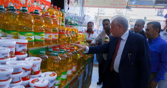 محافظ جنوب سيناء يتابع تنفيذ مبادرة خفض أسعار السلع الغذائية بمدينة الطور