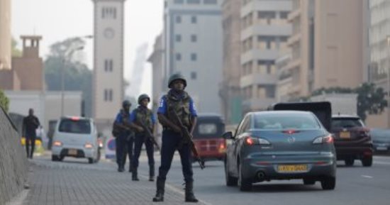العالم هذا الصباح.. مجلس الأمن يرفض مشروع قرار قدمته روسيا بشأن وقف إطلاق النار فى غزة.. الاحتلال الإسرائيلى يعتقل 13 مواطنا من مدينة الخليل.. سريلانكا تلقي القبض على 27 صيادا هنديا