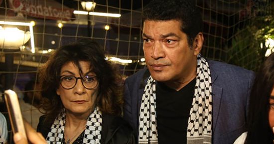 سيد رجب وسماح أنور ونيرمين الفقى يشاركون فى الوقفة التضامنية لفلسطين بنقابة الممثلين