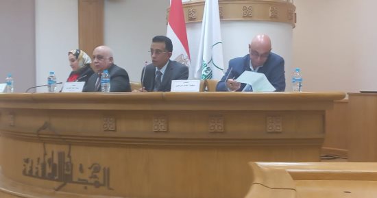 مشاركون بندوة "أكتوبر بعد 50 عاما": نشعر بفخر الانتصار ونثق في قائدنا
