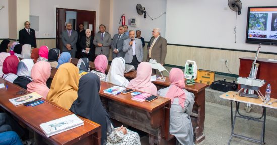 رئيس جامعة طنطا يدعو الطلاب للمشاركة بحملة التبرع بالدم للأشقاء الفلسطينيين