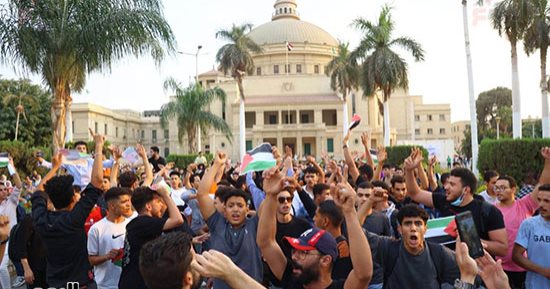 طلاب جامعة القاهرة ينظمون وقفة تضامنية مع فلسطين بكلية الزراعة.. صور