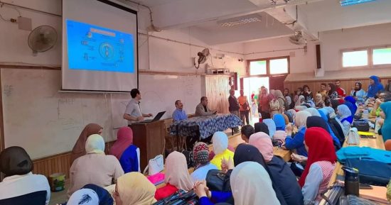 كلية التكنولوجيا والتعليم بجامعة حلوان تنظم ندوة حول الميثاق الأخلاقى للطالب الجامعى