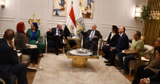خلال لقائه وزير السياحة الأسبق بسيشل.. خالد فودة يبحث سبل الترويج السياحى وتبادل الخبرات