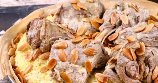طريقة عمل المنسف باللحم الضاني.. جددى مطبخك
