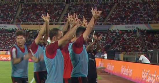 القضية الفلسطينية توحد الأندية في الملاعب المصرية.. صور