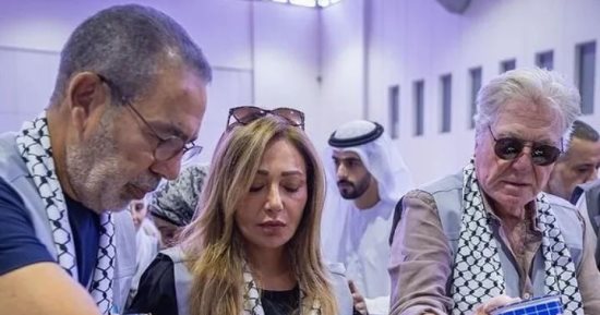 حسين فهمى وليلى علوى ومدحت العدل يشاركون فى تعبئة مساعدات لأهل غزة