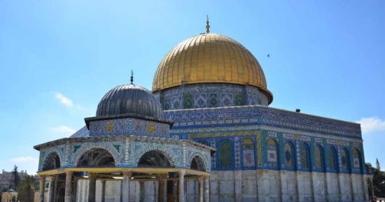 قبة الصخرة وكنيسة الميلاد .. معالم ومزارات سياحية قديمة تتزين بها فلسطين 
