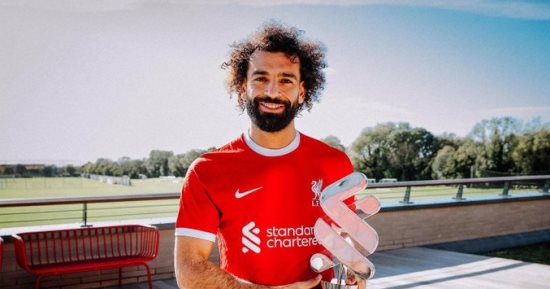 تليجراف: عظمة محمد صلاح أعادت ليفربول إلى القمة ويشكل تهديدا لمانشستر سيتي