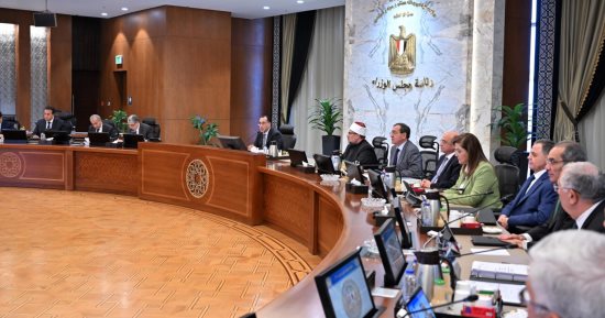 الحكومة تحيل 61 مشروع قانون إلى مجلس النواب