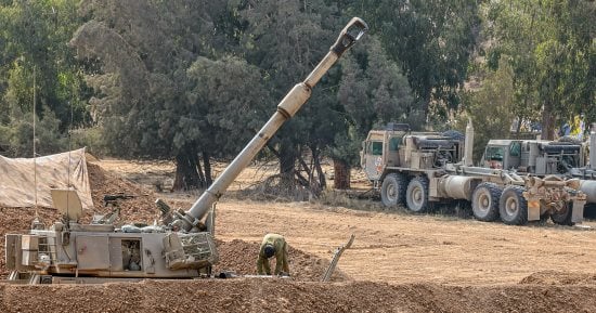 القناة الـ 12 الإسرائيلية: الجيش بدأ تحريك قوات للشمال استعدادا لحرب محتملة مع حزب الله