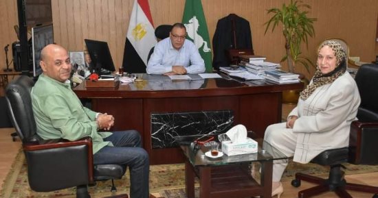 محافظ الشرقية يقرر حل مجلس أمناء وآباء ومعلمين مدرسة بالزقازيق.. اعرف السبب