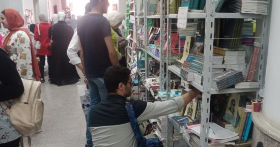 إصدارات "قصور الثقافة" بمعرض جامعتى الأزهر والمنصورة بأسعار مخفضة (صور)