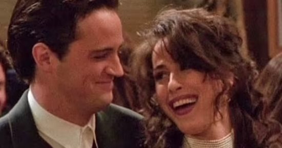 ماذا قالت حبيبة ماثيو بيري فى مسلسل friends بعد صدمة وفاته