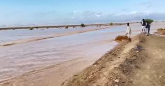 سقوط أمطار غزيرة بمناطق متفرقة فى حلايب وشلاتين.. صور