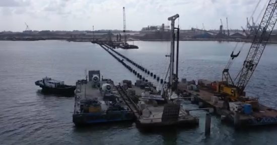 تطور الإنشاءات بمحطة الصب الجاف بميناء الدخيلة بالإسكندرية  × 10 نقاط