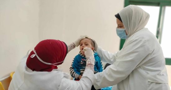 الكشف على 1116 مواطنا خلال قافلة طبية مجانية بقرية قرقشندة فى القليوبية