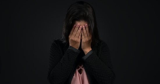 الابتسامة وممارسة الرياضة.. 7 طرق فعالة للتخلص من المزاج السيئ