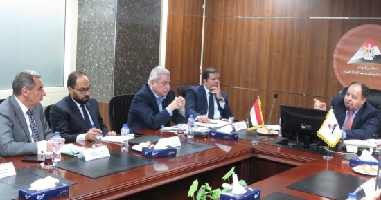 وزير المالية للمحاسبين: صالح البلد يجمعنا كلنا و"لازم نضع أيدينا فى أيدى بعض" 