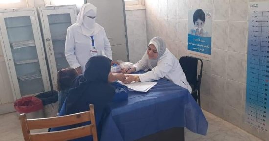 الكشف على 1622 شخص فى قافلة طبية بقرية أبو زهرة بالإسكندرية ضمن "حياة كريمة" 