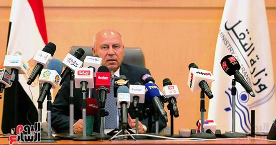 وزير النقل: سيتم خفض زمن التقاطر بالخط الأول للمترو لـ 2.5 دقيقة بعد تطويره