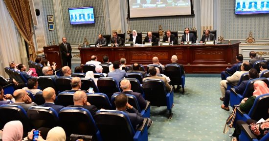 وزيرة التضامن تستعرض جهود مراكز الإغاثة أمام البرلمان: لدينا 28 مركزا