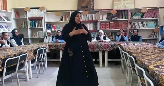 ندوات بمدارس ومراكز شباب القرنة حول خطورة الألعاب الإلكترونية والتنمر.. صور