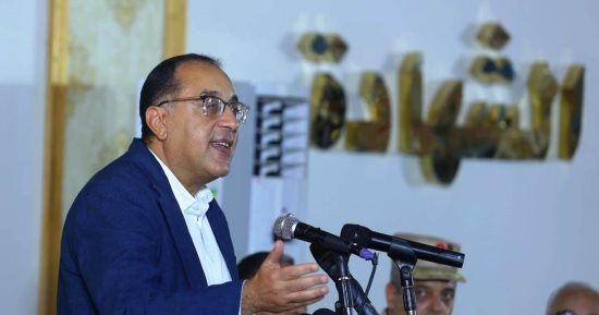 رئيس الوزراء: نستهدف إنشاء 4 مناطق لوجستية فى شمال سيناء    