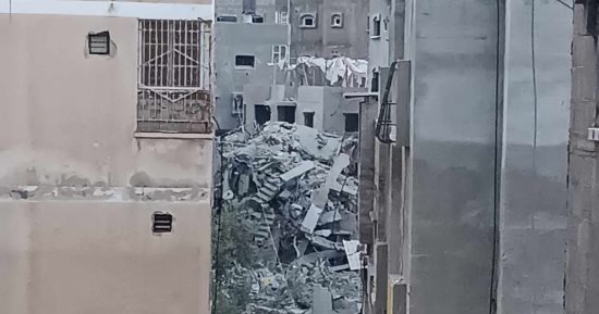حكايات من غزة.. محامية فلسطينية لـ"اليوم السابع": طفلى الصغير يتمنى الشهادة للقاء صديقه بالجنة.. أحاول ممارسة دور الأم والطبيبة النفسية.. وتؤكد: سأنقل لكم ما يحدث حتى ألتقى صاروخا يفتت جسدى ويلحقنى بركب الشهداء