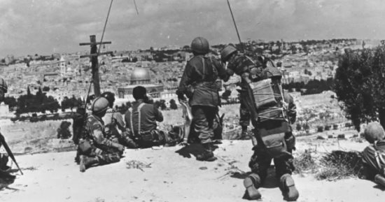 ذكرى اختطاف فلسطين بوعد بلفور المشؤوم.. من لا يملك يعطى من لا يستحق