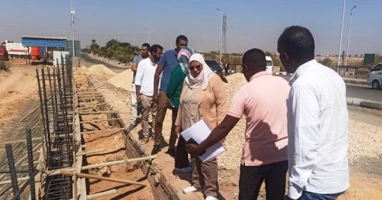 نائب محافظ أسوان تتابع أعمال التطوير والتجميل والرصف فى أبو سمبل 
