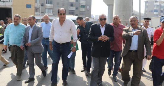 محافظ الجيزة يوجه باستثمار المساحات المحيطة بمسار محطات الخط الثالث للمترو لإقامة مواقف