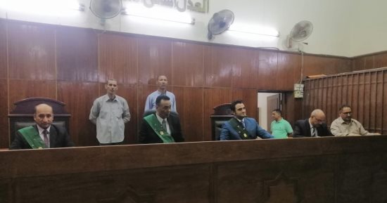 المشدد 10 سنوات وغرامة 100 ألف جنيه لمتهم بالاتجار فى الحشيش بسوهاج 
