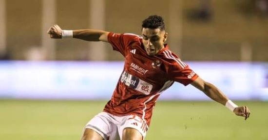 كولر يقرر استمرار كريم الدبيس فى الجبهة اليسرى للأهلى أمام سيراميكا 