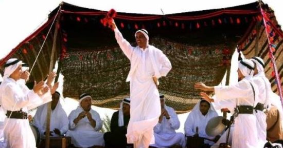 ماشيين على الأصول.. ما تقاليد الزواج عند بدو سيناء وسر العصا الخضراء؟