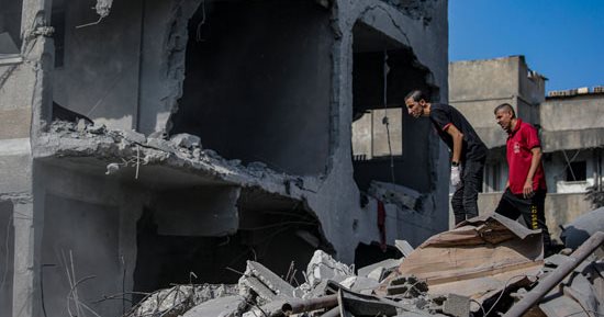 أطباء بلا حدود تفقد الاتصال بموظفيها فى مستشفيات غزة.. وتؤكد: الوضع كارثى