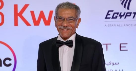 سيد رجب ضيف شرف فيلم "مقسوم" مع ليلى علوى وشيرين رضا