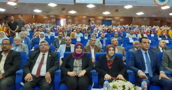 افتتاح الملتقى البيئى الأول بجامعة بنها "الاقتصاد البيئى ودوره فى التنمية"