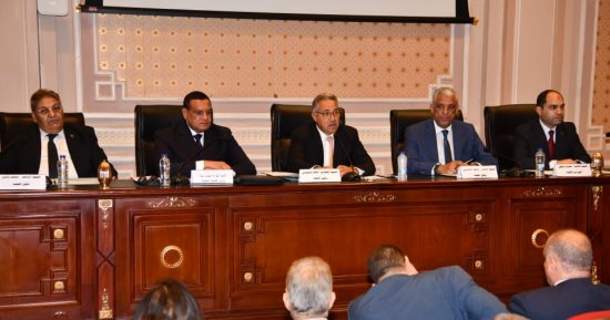 وزير التنمية المحلية: تنسيق وتعاون كامل مع لجنة الإدارة المحلية بمجلس النواب