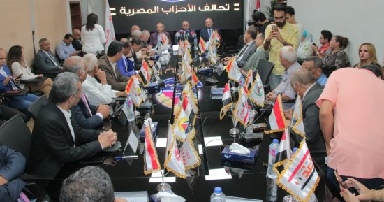مؤتمرات جماهيرية بالمحافظات ونشاط مكثف لتحالف الأحزاب فى انتخابات الشيوخ 2025.. تيسير مطر: صوت الناخب ركيزة أساسية فى بناء الجمهورية الجديدة.. ويؤكد: مجلس الشيوخ غرفة تشريعية تسهم فى دعم الاستقرار وصناعة القرار