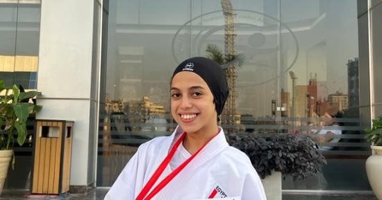 طالبة بالأقصر تحصد المركز الثالث فى بطولة الجمهورية للمدارس فى لعبة الكاراتيه