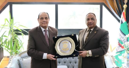 رئيس قضايا الدولة يستقبل رئيس القضاء الأعلى 