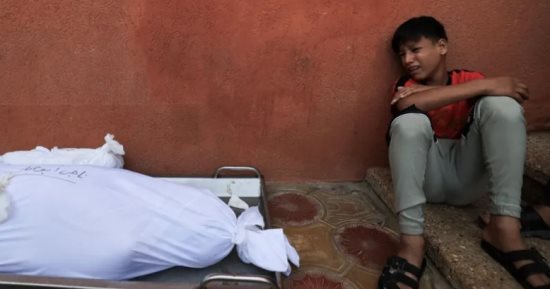 الأمم المتحدة تحذر من خطورة فرار مئات الآلاف من شمال قطاع غزة إلى جنوبه